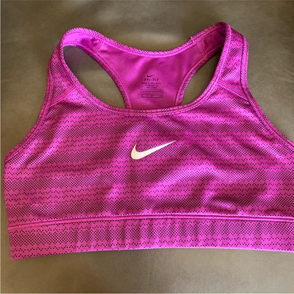 Nike Dri-FIT Magenta Activewear